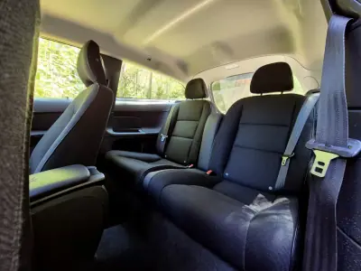 Volvo C30 2011 - 7750 EUR, 179000 km - AUTO.MOTO.pt - 179000km - foto 14 de 28