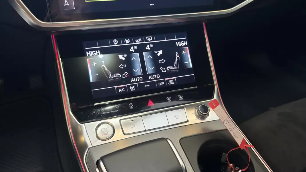 Audi A6 Avant 2019 - 37900 EUR, 139748 km - 139748km - foto 49 de 66