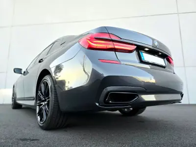 BMW 740 2017 - 35900 EUR, 125000 km - AUTO.MOTO.pt - 125000km - foto 11 de 54
