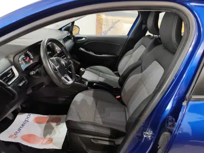 Renault Clio 2022 - 12990 EUR, 106000 km - AUTO.MOTO.pt - 106000km - foto 10 de 24