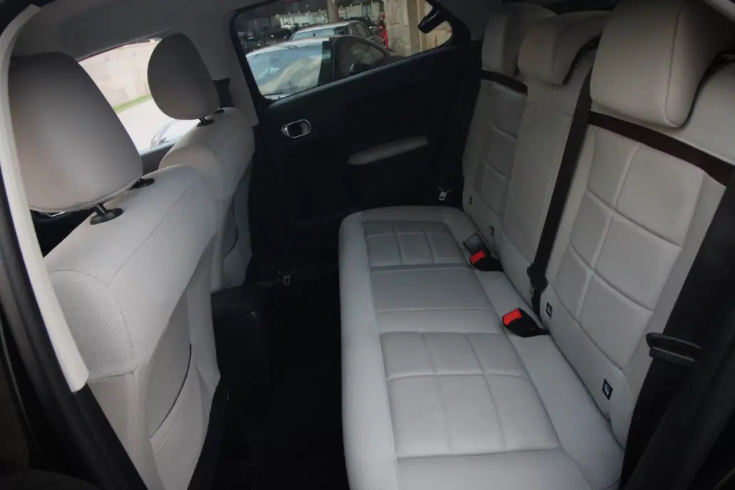 Citroën C4 Cactus 2018 - 13990 EUR, 113200 km - 113200km - foto 11 de 30