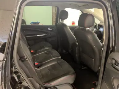 Ford S-Max 2008 - 11990 EUR, 214642 km - AUTO.MOTO.pt - 214642km - foto 6 de 9