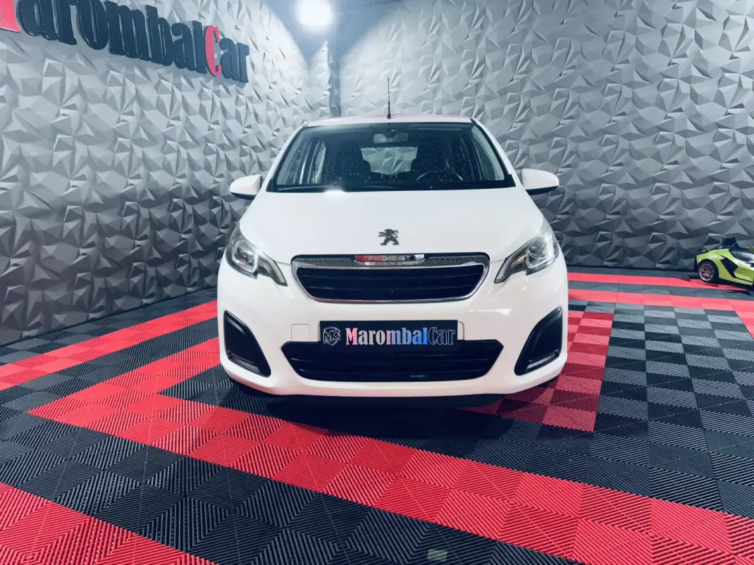 Peugeot 108 2015 - 8990 EUR, 90785 km - AUTO.MOTO.pt - 90785km - foto 10 de 41