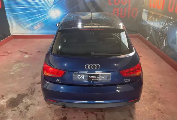Audi A1 Sportback 2018 - 15750 EUR, 80000 km - AUTO.MOTO.pt - 80000km - foto 15 de 48