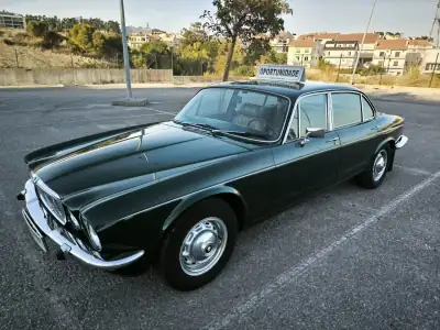 Jaguar XJ6 1976 - 24950 EUR, 47777 km - AUTO.MOTO.pt - 47777km - foto 20 de 60