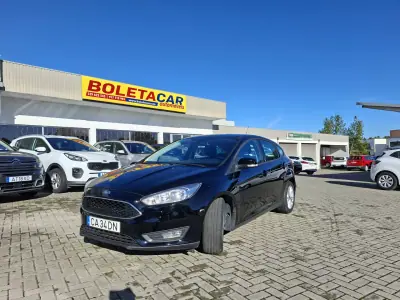 Ford Focus 2018 - 9850 EUR, 109500 km - AUTO.MOTO.pt - 109500km - foto 2 de 26