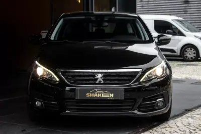 Peugeot 308 SW 2019 - 9800 EUR, 267684 km - AUTO.MOTO.pt - 267684km - foto 7 de 38
