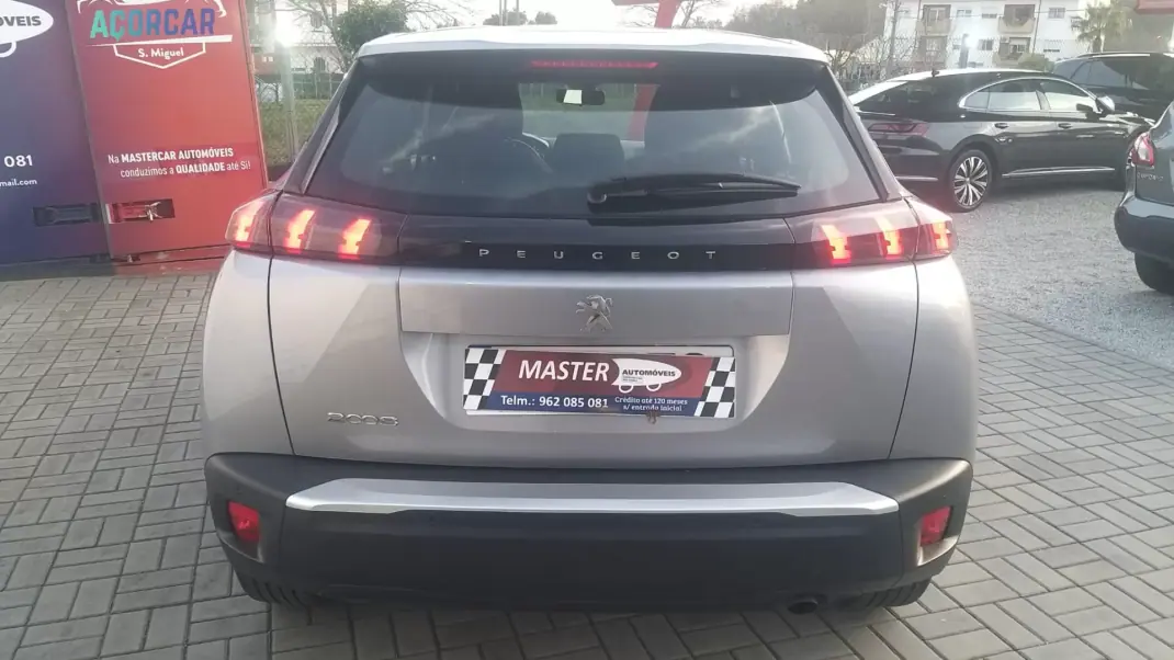 Peugeot 2008 2023 - 18250 EUR, 30000 km - AUTO.MOTO.pt - 30000km - foto 20 de 44