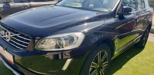 Volvo XC 60 2016 - 21750 EUR, 179000 km - AUTO.MOTO.pt - 179000km - foto 3 de 12