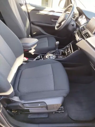 BMW 216 Active Tourer 2019 - 18950 EUR, 47250 km - AUTO.MOTO.pt - 47250km - foto 10 de 20