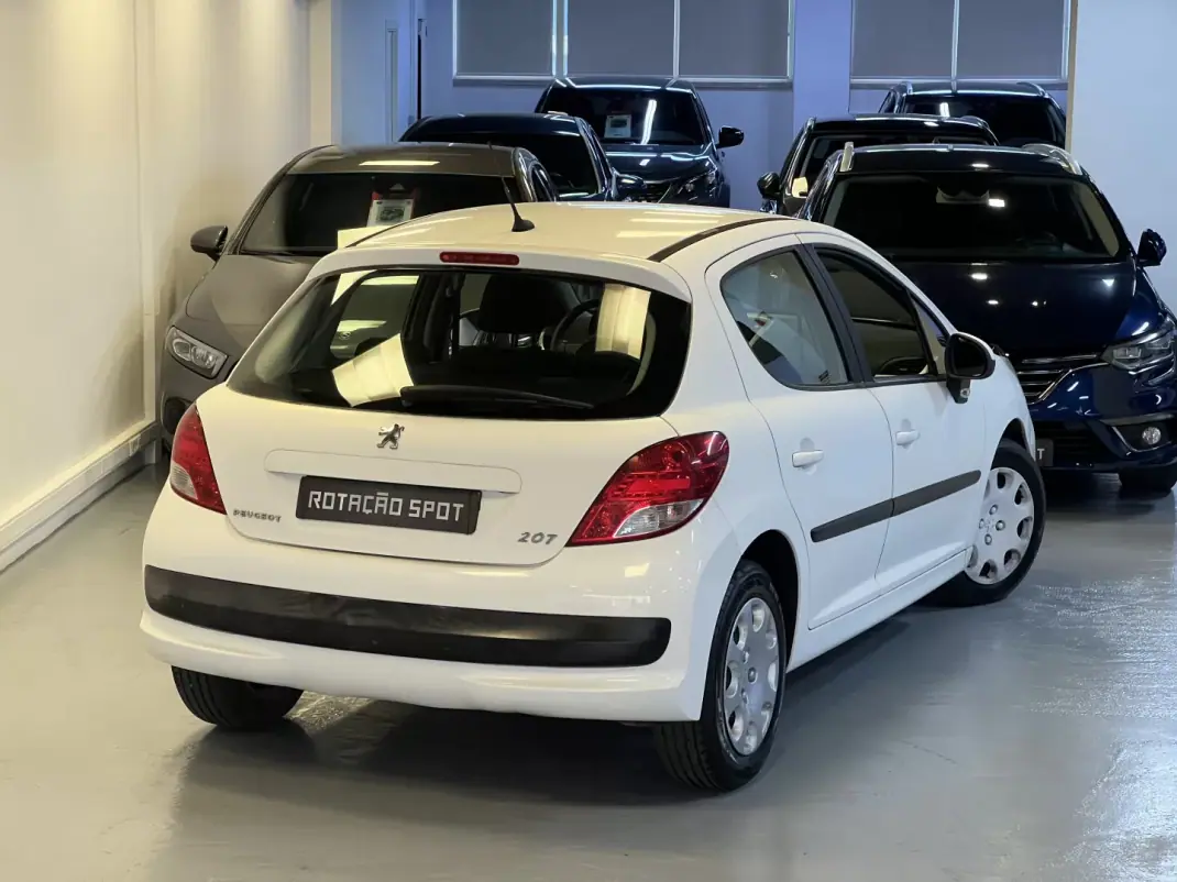Peugeot 207 2010 - 6990 EUR, 125000 km - 125000km - foto 4 de 27
