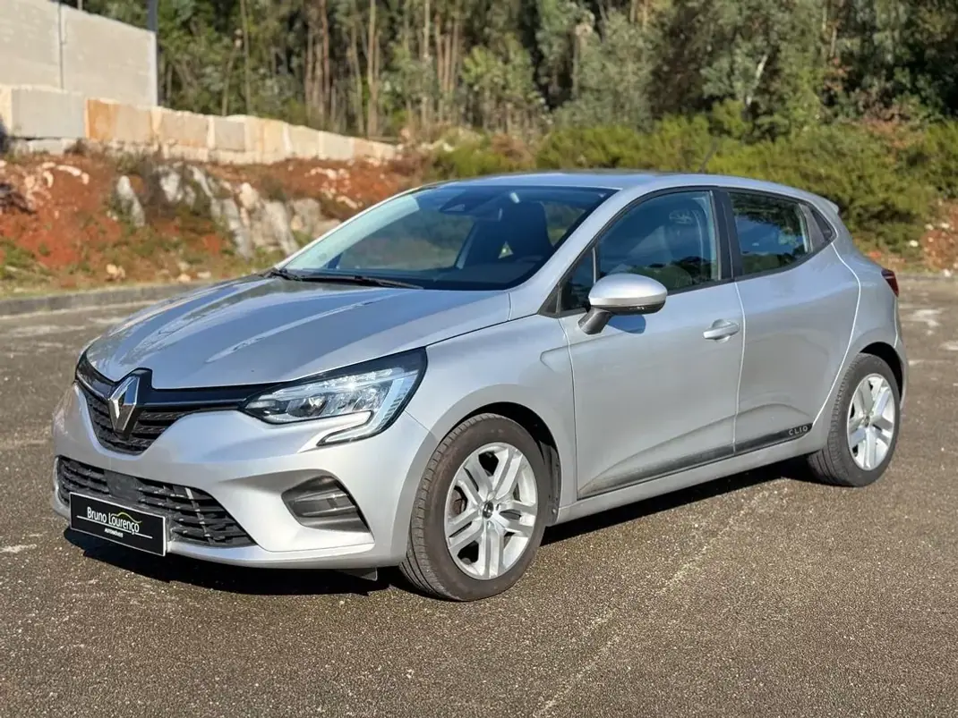 Renault Clio 2020 - 12900 EUR, 139162 km - 139162km - foto 12 de 19