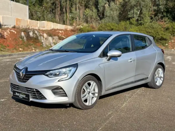 Renault Clio 2020 - 12900 EUR, 139162 km - AUTO.MOTO.pt - 139162km - foto 12 de 19