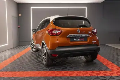 Renault Captur 2015 - 13900 EUR, 68386 km - AUTO.MOTO.pt - 68386km - foto 2 de 20