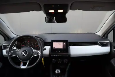 Renault Clio 2021 - 13250 EUR, 81974 km - AUTO.MOTO.pt - 81974km - foto 26 de 33