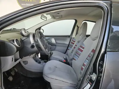 Citroën C1 2010 - 4500 EUR, 150000 km - AUTO.MOTO.pt - 150000km - foto 4 de 5