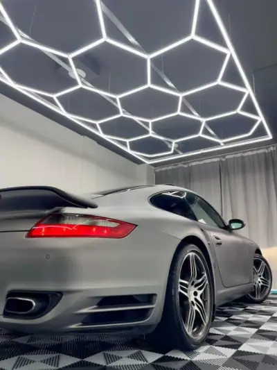 Porsche 997 2007 - 82500 EUR, 98000 km - AUTO.MOTO.pt - 98000km - foto 16 de 37