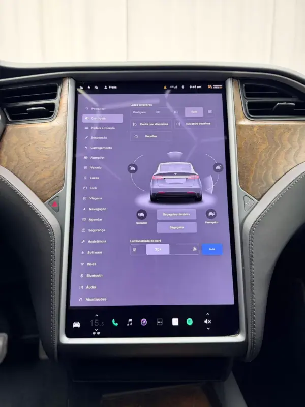 Tesla Model X 2018 - 27000 EUR, 199000 km - AUTO.MOTO.pt - 199000km - foto 15 de 24