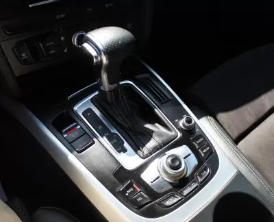 Audi A5 Cabrio 2013 - 19400 EUR, 190000 km - 190000km - foto 23 de 34