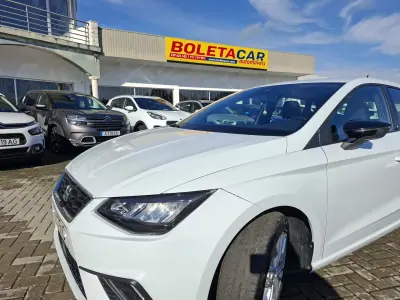SEAT Ibiza 2023 - 18250 EUR, 32700 km - AUTO.MOTO.pt - 32700km - foto 11 de 28