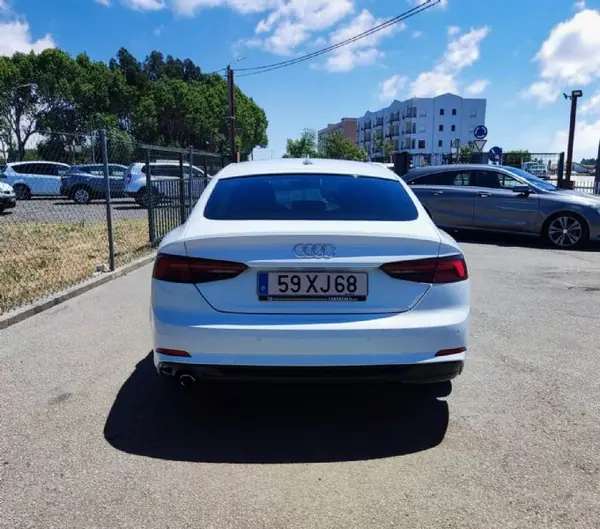 Audi A5 Sportback 2017 - 26950 EUR, 103000 km - AUTO.MOTO.pt - 103000km - foto 12 de 24