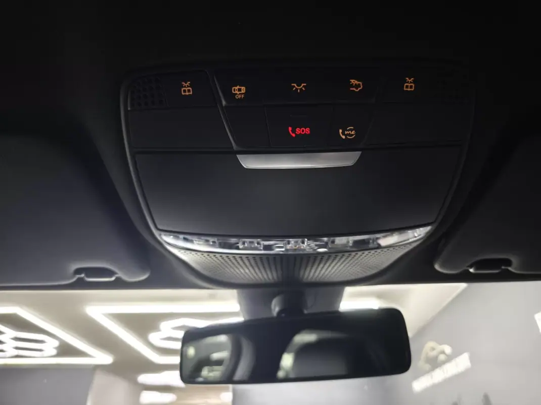 Mercedes-Benz C 220 2018 - 30950 EUR, 102676 km - AUTO.MOTO.pt - 102676km - foto 45 de 47