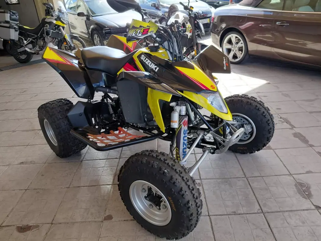 Suzuki LT-Z 2010 - 8950 EUR, 0 km - AUTO.MOTO.pt - foto 4 de 15