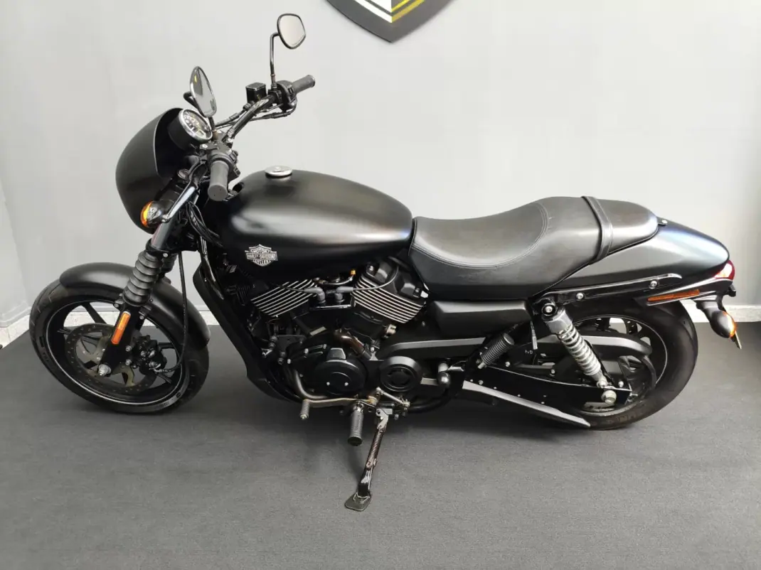 Harley-Davidson Dyna Glide Street Bob 2016 - 5950 EUR, 3000 km - AUTO.MOTO.pt - 3000km - foto 9 de 21
