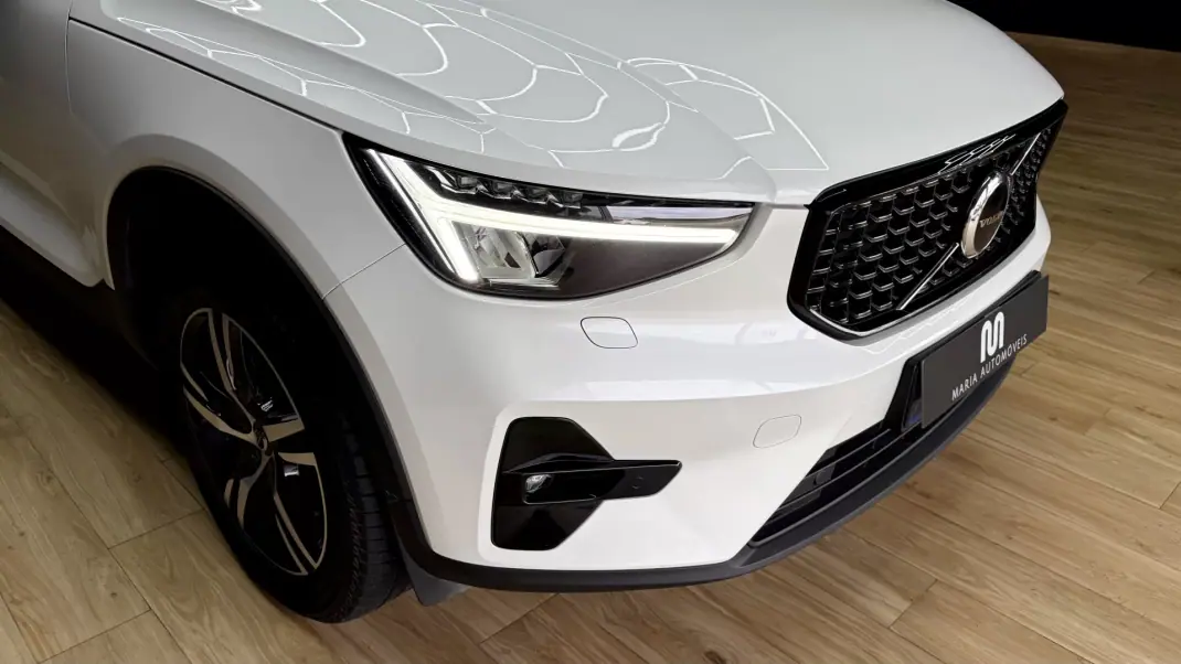 Volvo XC 40 2023 - 29970 EUR, 57000 km - AUTO.MOTO.pt - 57000km - foto 5 de 46