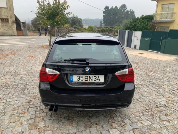 BMW 330 Gran Turismo 2006 - 10950 EUR, 363460 km - 363460km - foto 3 de 12