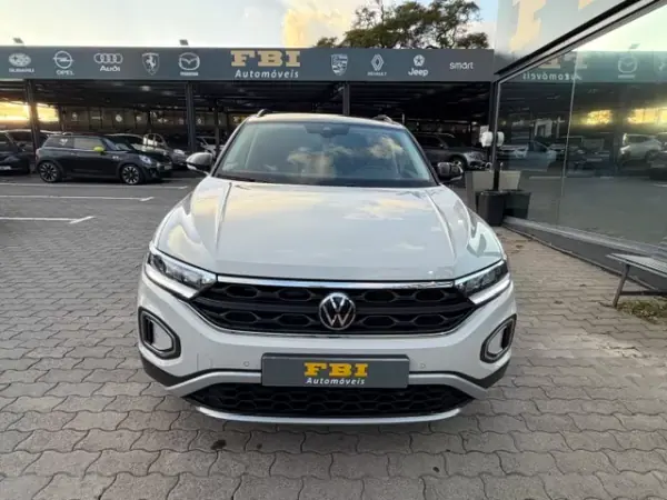 Volkswagen Amarok 2023 - 27900 EUR, 51200 km - AUTO.MOTO.pt - 51200km - foto 5 de 12
