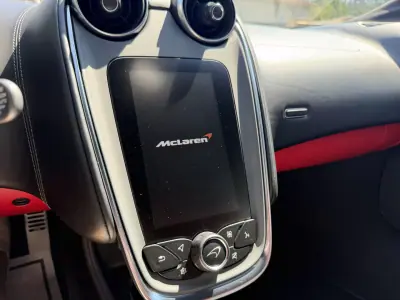 McLaren 570 2018 - 185000 EUR, 61874 km - 61874km - foto 10 de 14