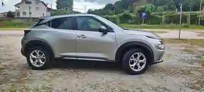 Nissan Juke 2020 - 15990 EUR, 75300 km - AUTO.MOTO.pt - 75300km - foto 5 de 30