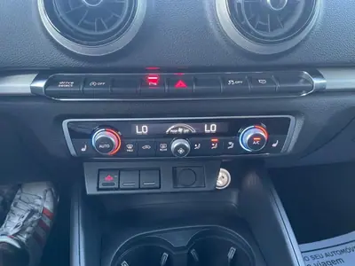 Audi A3 Limousine 2019 - 24999 EUR, 107600 km - AUTO.MOTO.pt - 107600km - foto 33 de 43