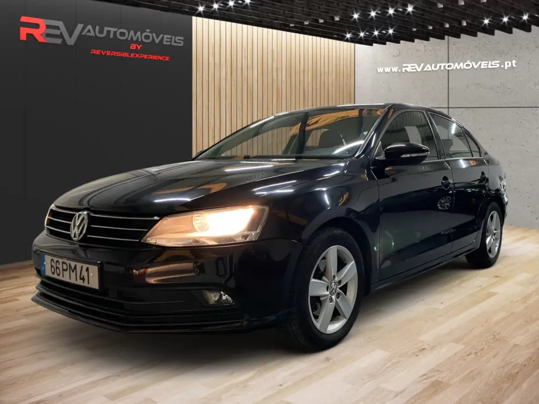 Volkswagen Jetta 2015 - 8950 EUR, 305000 km - AUTO.MOTO.pt - 305000km - foto 1 de 20