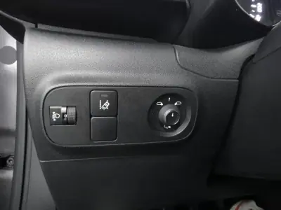 Citroën C3 2018 - 8990 EUR, 97000 km - AUTO.MOTO.pt - 97000km - foto 17 de 22