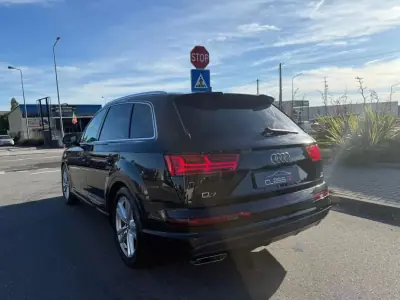 Audi Q7 2015 - 32900 EUR, 220901 km - AUTO.MOTO.pt - 220901km - foto 3 de 38