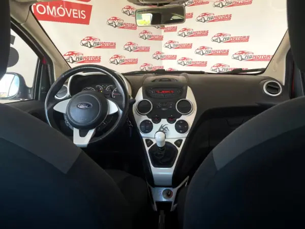 Ford KA 2015 - 7500 EUR, 121750 km - AUTO.MOTO.pt - 121750km - foto 42 de 45