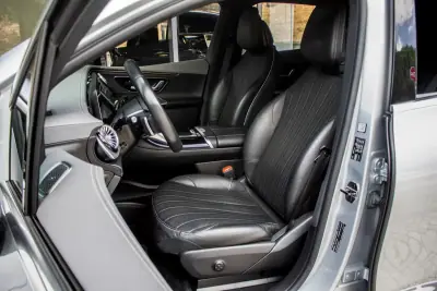 Mercedes-Benz EQE 2024 - 64750 EUR, 46361 km - AUTO.MOTO.pt - 46361km - foto 27 de 45