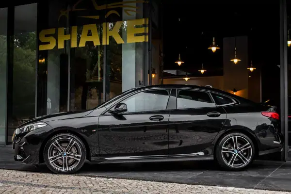 BMW 220 Gran Coupé 2021 - 33450 EUR, 84166 km - AUTO.MOTO.pt - 84166km - foto 2 de 49
