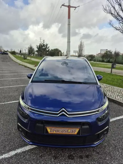 Citroën C4 Grand Picasso 2018 - 11250 EUR, 210602 km - AUTO.MOTO.pt - 210602km - foto 8 de 13