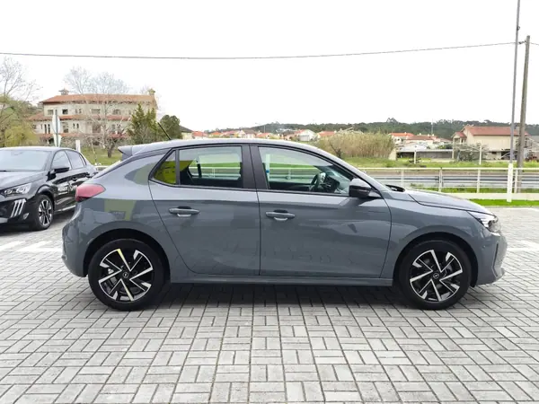Opel Corsa 2026 - 20500 EUR, 4 km - AUTO.MOTO.pt - 4km - foto 8 de 15