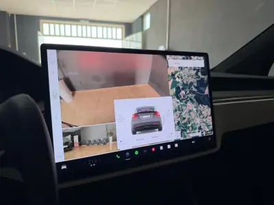 Tesla Model X 2023 - 75000 EUR, 99874 km - AUTO.MOTO.pt - 99874km - foto 12 de 14