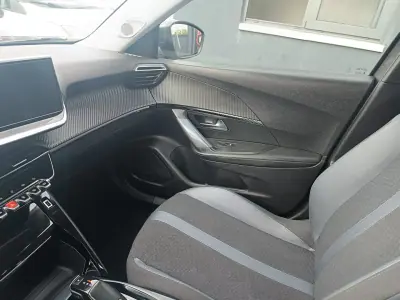 Peugeot 2008 2020 - 15900 EUR, 124990 km - AUTO.MOTO.pt - 124990km - foto 36 de 37