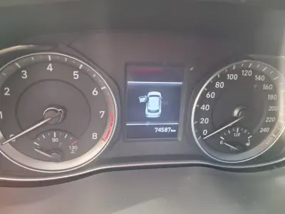 Hyundai Kauai 2019 - 14990 EUR, 74000 km - 74000km - foto 14 de 14