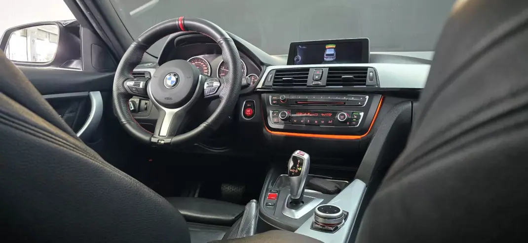 BMW 320 2013 - 21750 EUR, 170000 km - AUTO.MOTO.pt - 170000km - foto 45 de 51