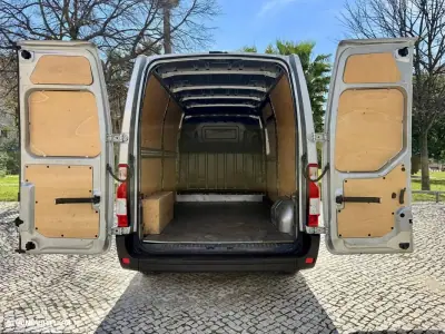 Renault Master 2.3 DCI L2H2 2020 - 17990 EUR, 144250 km - AUTO.MOTO.pt - 144250km - foto 32 de 38