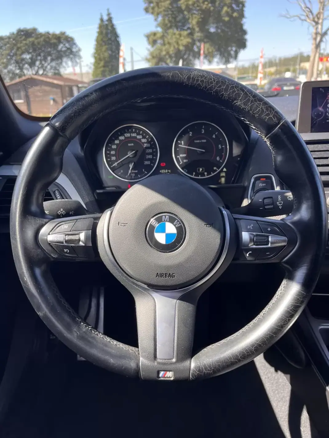 BMW 118 2014 - 15999 EUR, 193000 km - 193000km - foto 13 de 30