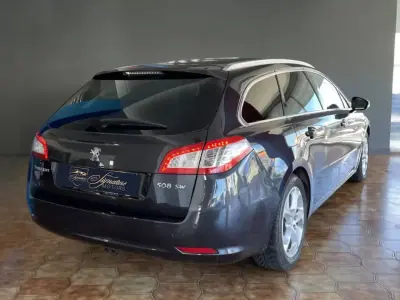 Peugeot 508 SW 2012 - 12900 EUR, 133070 km - AUTO.MOTO.pt - 133070km - foto 16 de 19