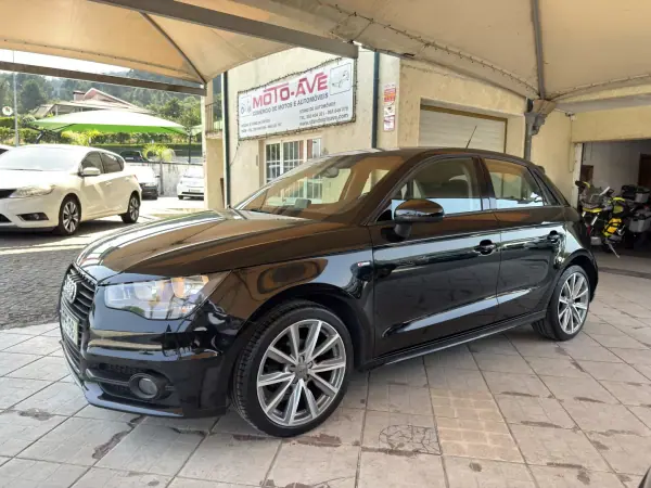 Audi A1 Sportback 2014 - 15750 EUR, 119146 km - 119146km - foto 4 de 26